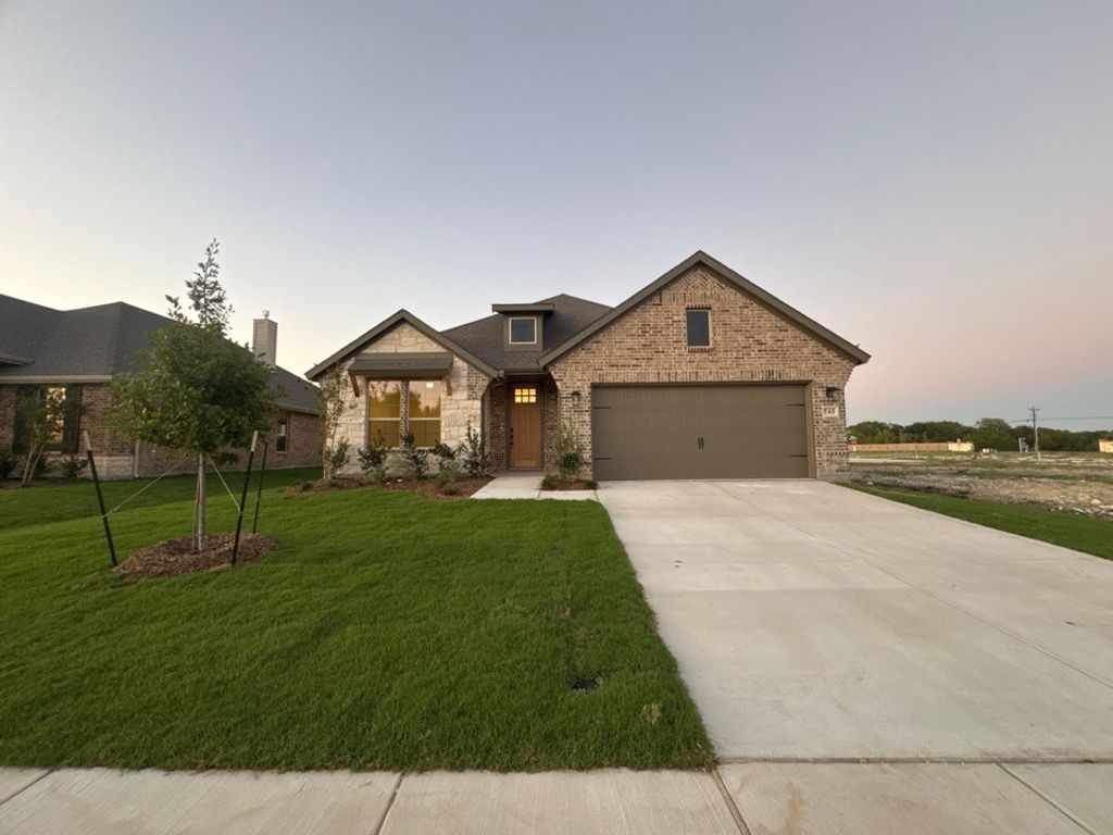 745 Stardust Drive, Anna, TX 75409
