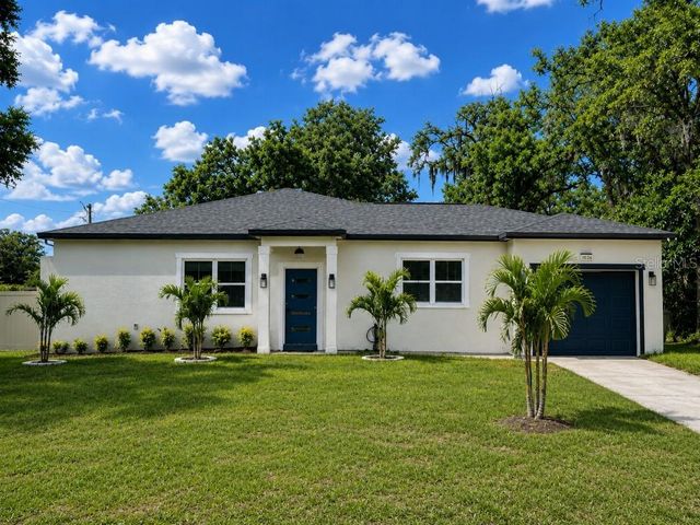 108 MISSION HILLS AVENUE, Tampa, FL 33617
