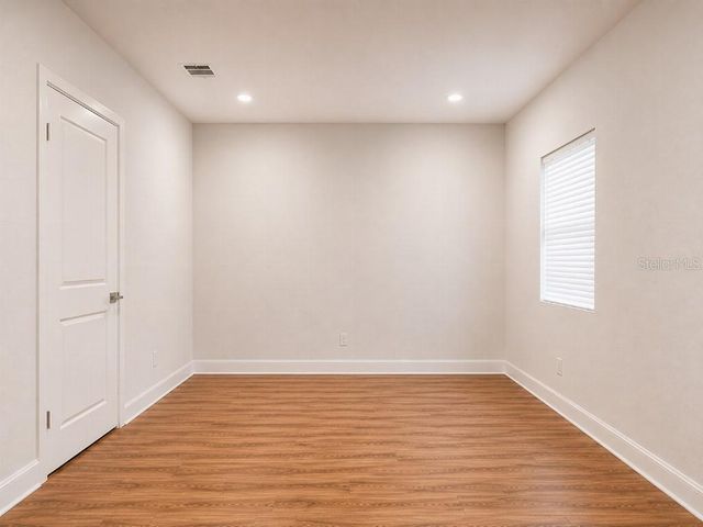 108 MISSION HILLS AVENUE, Tampa, FL 33617