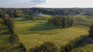 389 Great Valley Ln, Livingston, TN 38570