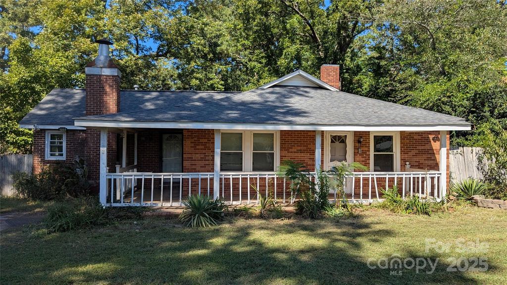 1233 Pinewood Road, Rock Hill, SC 29730