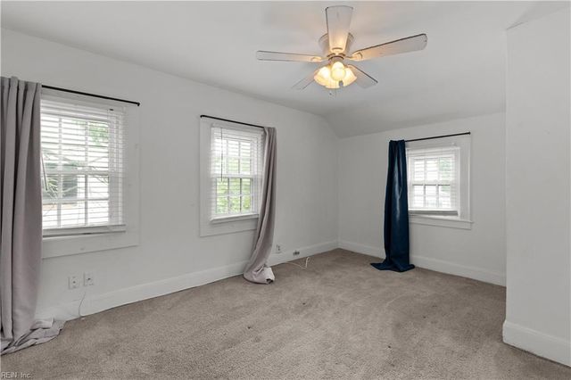 21 Burtis ST, Portsmouth, VA 23702