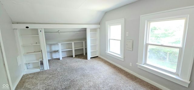 2630 W 200 S, Columbus, IN 47201