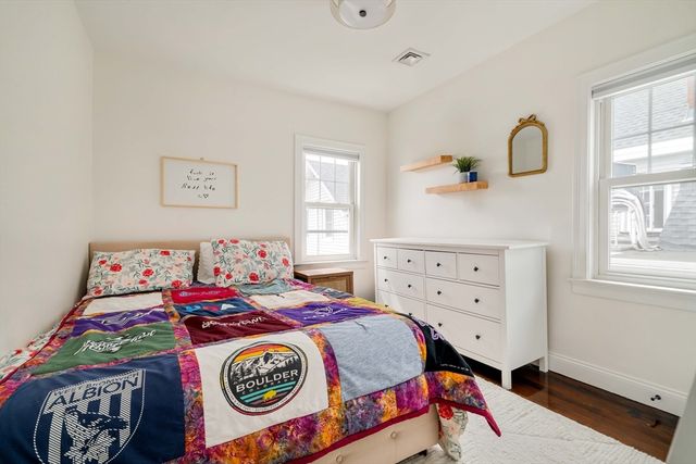3 Conn St 3, Woburn, MA 01801