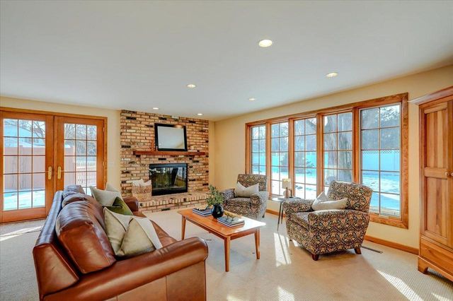 5421 Trempealeau Trail, Madison, WI 53705