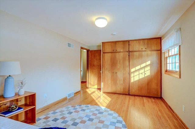 5421 Trempealeau Trail, Madison, WI 53705