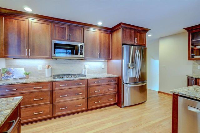 5421 Trempealeau Trail, Madison, WI 53705