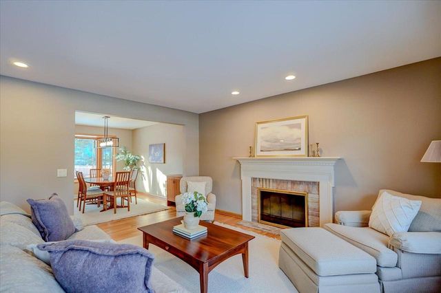 5421 Trempealeau Trail, Madison, WI 53705