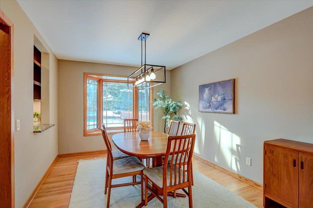 5421 Trempealeau Trail, Madison, WI 53705