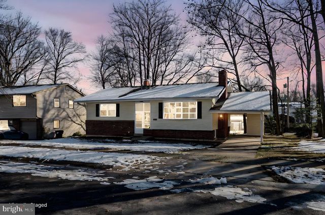 1302 STANFORD RD, Wilmington, DE 19803