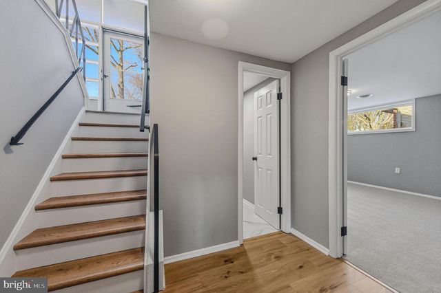 1302 STANFORD RD, Wilmington, DE 19803