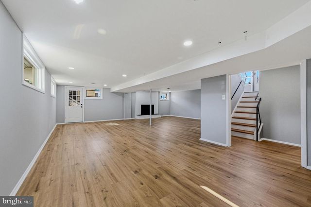 1302 STANFORD RD, Wilmington, DE 19803