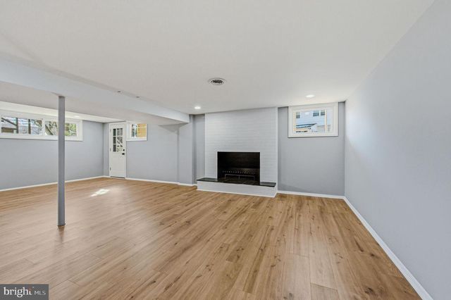 1302 STANFORD RD, Wilmington, DE 19803