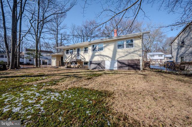 1302 STANFORD RD, Wilmington, DE 19803