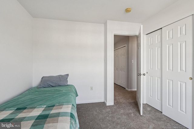 1055 KING WAY, Breinigsville, PA 18031