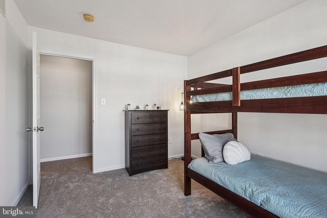 1055 KING WAY, Breinigsville, PA 18031