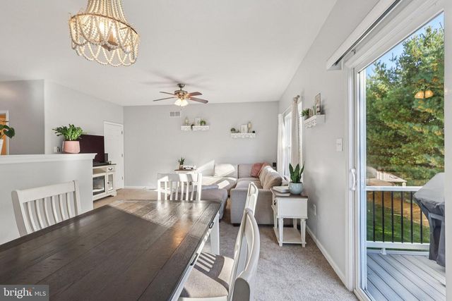 1055 KING WAY, Breinigsville, PA 18031