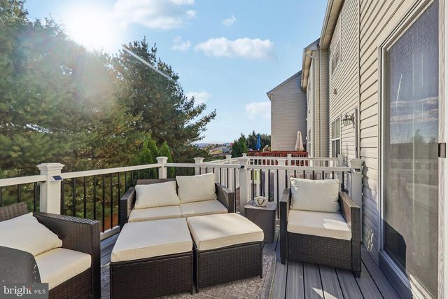 1055 KING WAY, Breinigsville, PA 18031