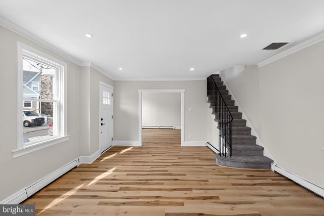 129 S KEYSTONE AVE, Upper Darby, PA 19082