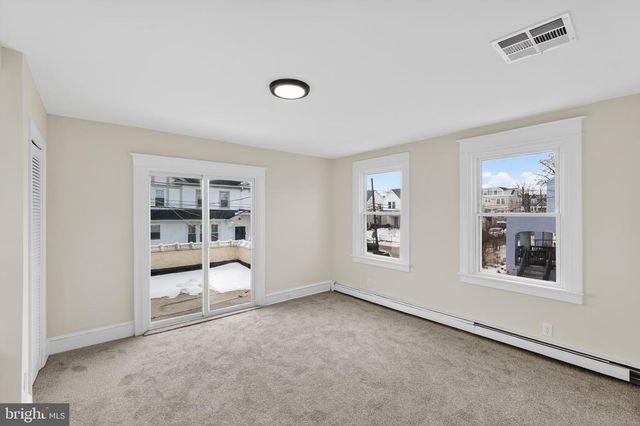 129 S KEYSTONE AVE, Upper Darby, PA 19082