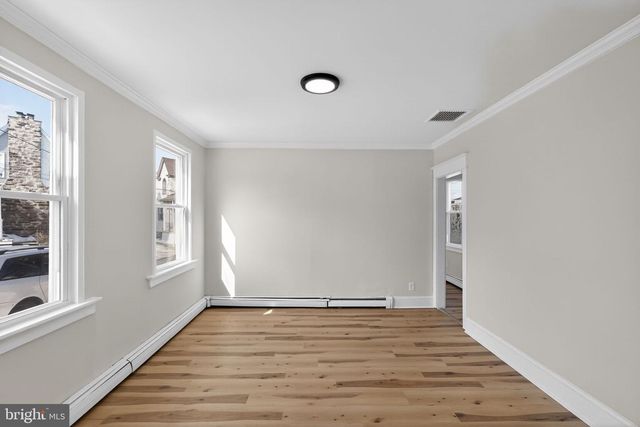 129 S KEYSTONE AVE, Upper Darby, PA 19082