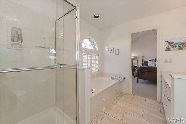 971 Barnard College Lane, St Louis, MO 63130