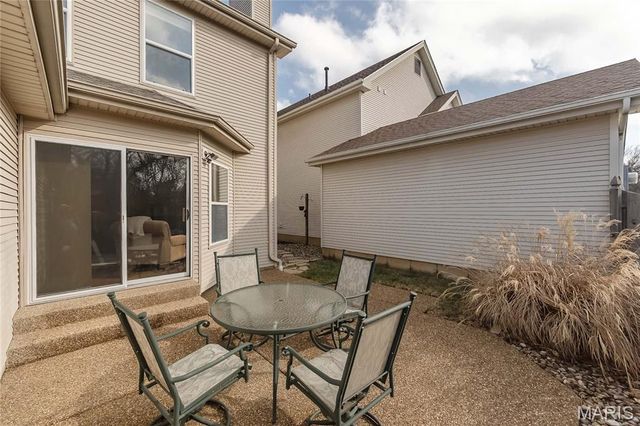 971 Barnard College Lane, St Louis, MO 63130