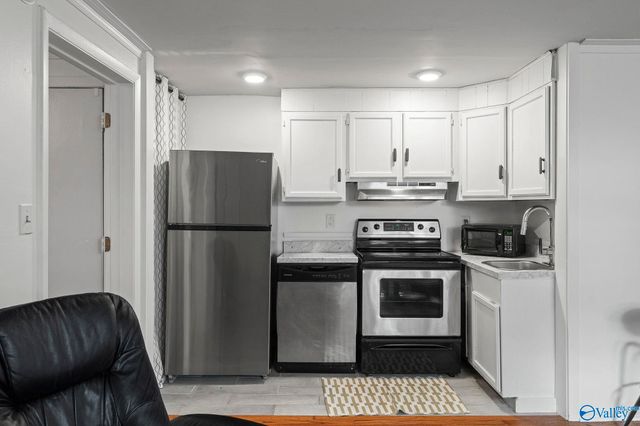 1611 Wells Avenue, Huntsville, AL 35801