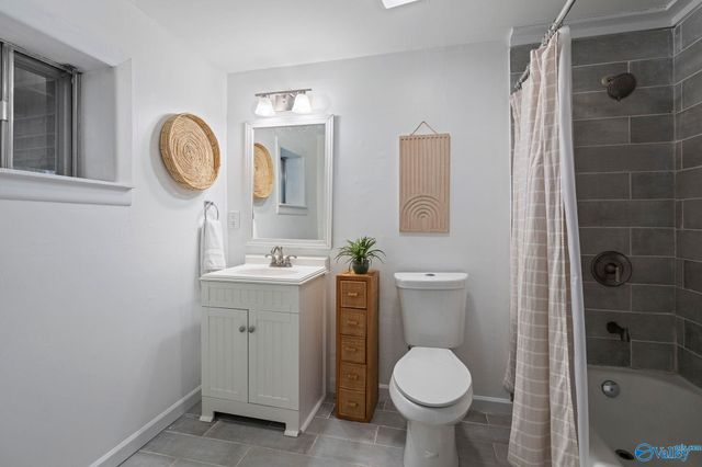 1611 Wells Avenue, Huntsville, AL 35801