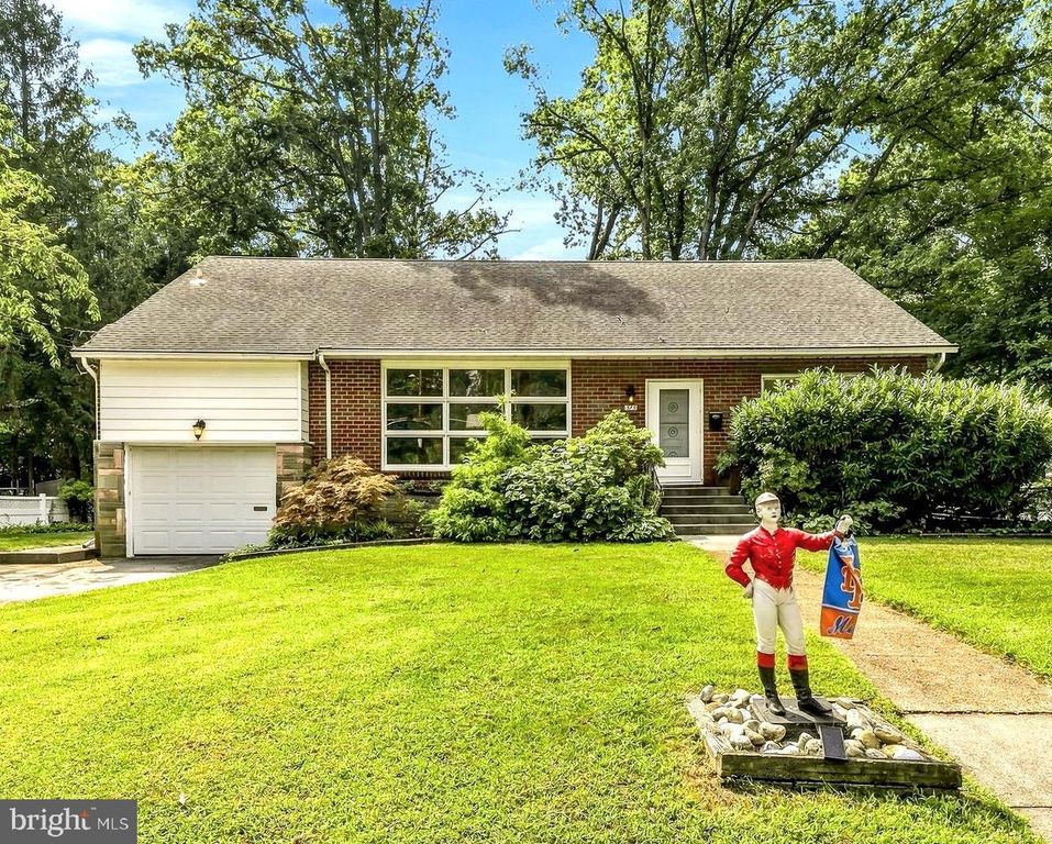 319 MADISON AVE, Pitman, NJ 08071