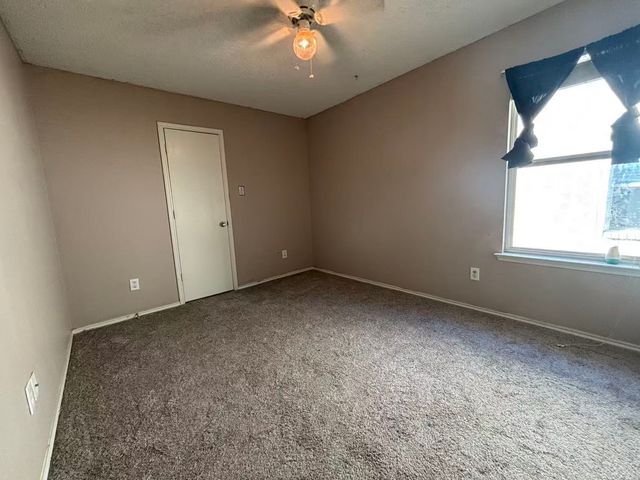 1645 Crown Point Drive, Little Elm, TX 75036