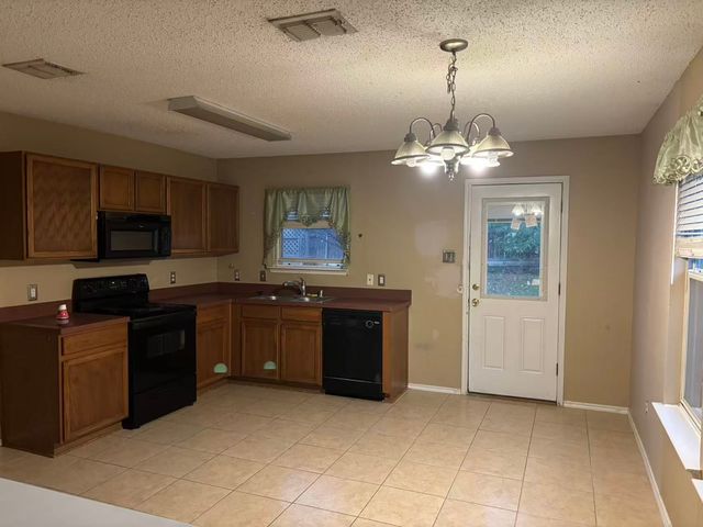 1645 Crown Point Drive, Little Elm, TX 75036