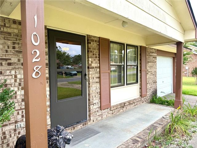 1028 Quailwood Drive, Fayetteville, NC 28314