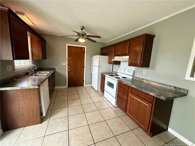 1028 Quailwood Drive, Fayetteville, NC 28314