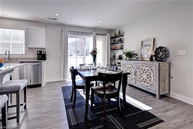 102 Arbordale LOOP, Williamsburg, VA 23188