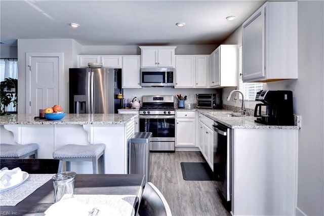 102 Arbordale LOOP, Williamsburg, VA 23188