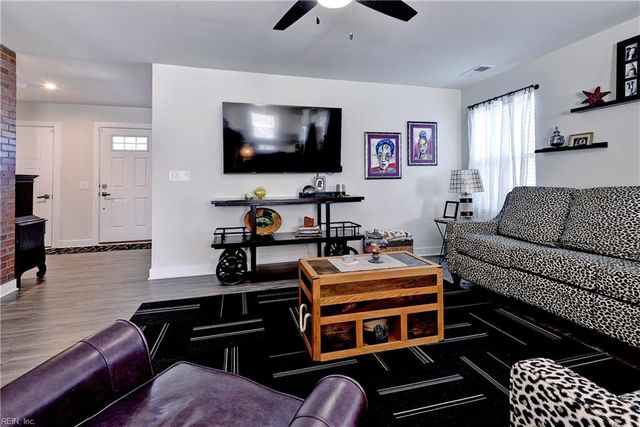 102 Arbordale LOOP, Williamsburg, VA 23188