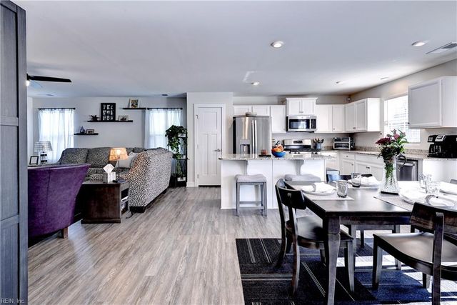 102 Arbordale LOOP, Williamsburg, VA 23188