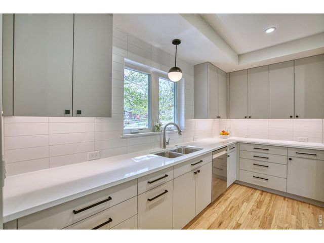 375 Bates Ave, Boulder, CO 80305