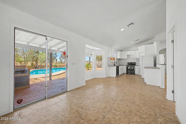 10097 W MARIPOSA Street, Phoenix, AZ 85037