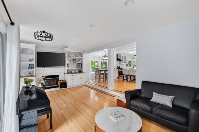 1200 Salem Street 119, Lynnfield, MA 01940
