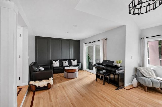 1200 Salem Street 119, Lynnfield, MA 01940