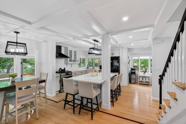 1200 Salem Street 119, Lynnfield, MA 01940