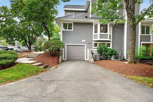 1200 Salem Street 119, Lynnfield, MA 01940