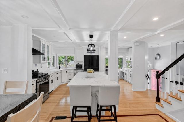1200 Salem Street 119, Lynnfield, MA 01940