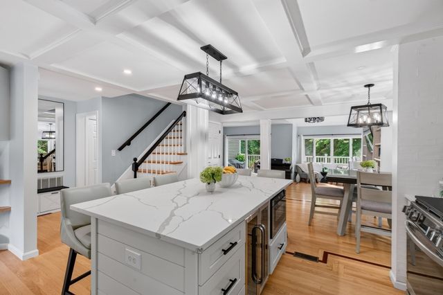 1200 Salem Street 119, Lynnfield, MA 01940