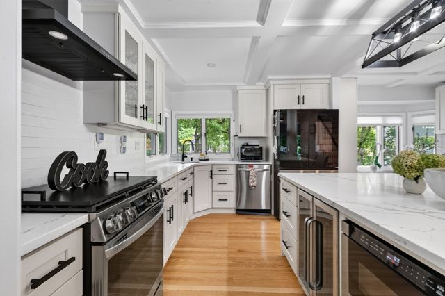 1200 Salem Street 119, Lynnfield, MA 01940