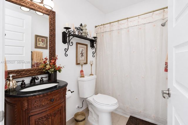19220 NE 9th Place, Miami, FL 33179
