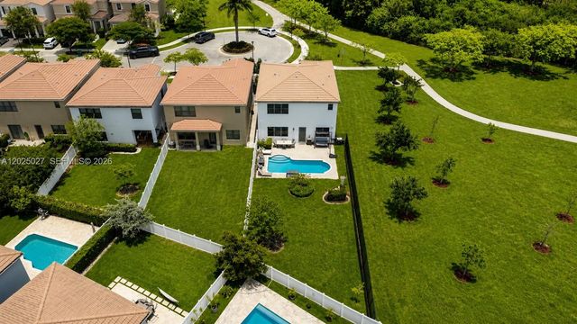 19220 NE 9th Place, Miami, FL 33179