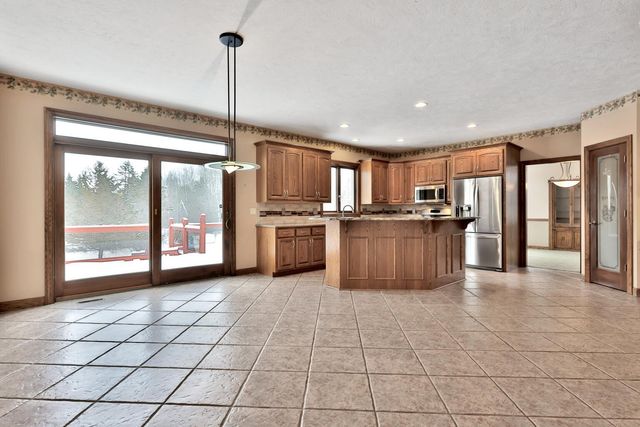 13599 Keystone Avenue N, Hugo, MN 55038